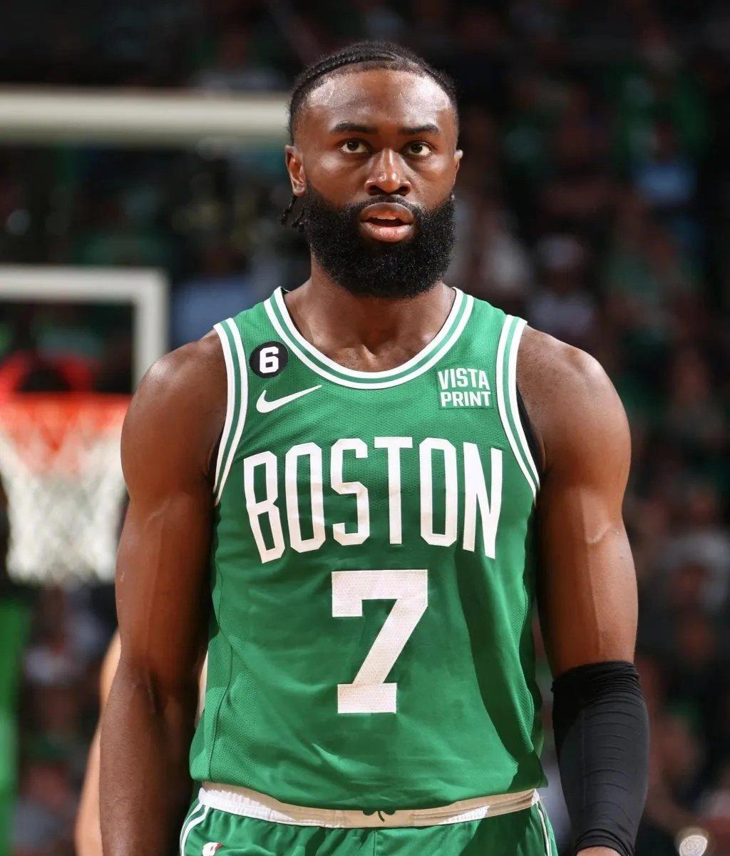 本赛季只代表皇马出场1次，西媒：卢宁进入国米视野（西媒：卢宁本季仅为皇马出战1场，已进入国米引援名单）