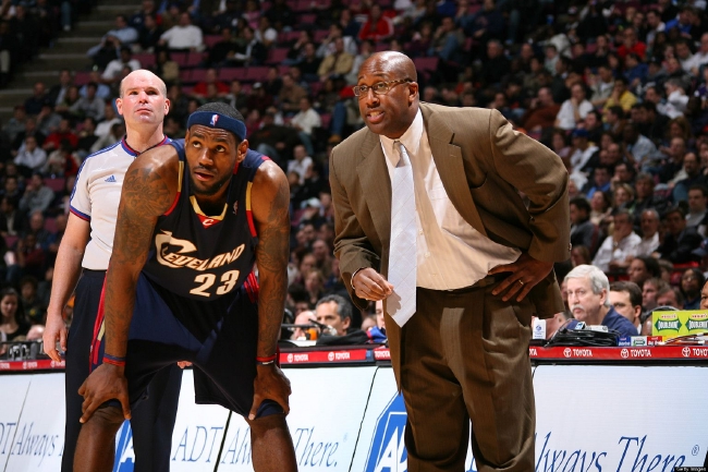 官方：26年1月起，德甲、德乙球场内将显示实际补时时长（德甲、德乙将于2026年1月起在场内公布实际补时时长）