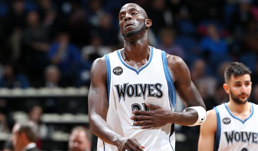 篮球篮网替补球员贡献稳定得分（篮网替补群火力稳定）