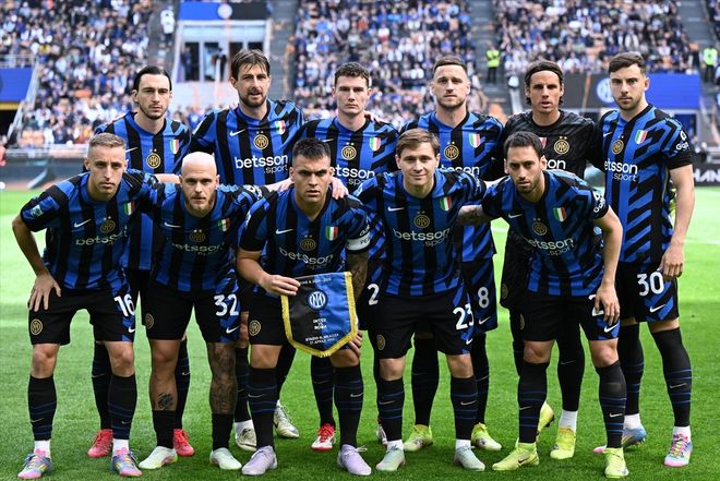 阿什拉夫荣膺2025年非洲足球先生，拉莫斯社媒发文祝贺（阿什拉夫加冕2025年非洲足球先生，拉莫斯社媒送上祝福）