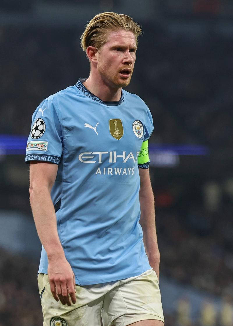 维拉力克曼城阿森纳，曼联利物浦你方唱罢我登场，或酝酿一场换帅抢亲交锋闹剧！（阿斯顿维拉连斩曼城与阿森纳，曼联利物浦轮番登场，换帅抢人大战一触即发？）